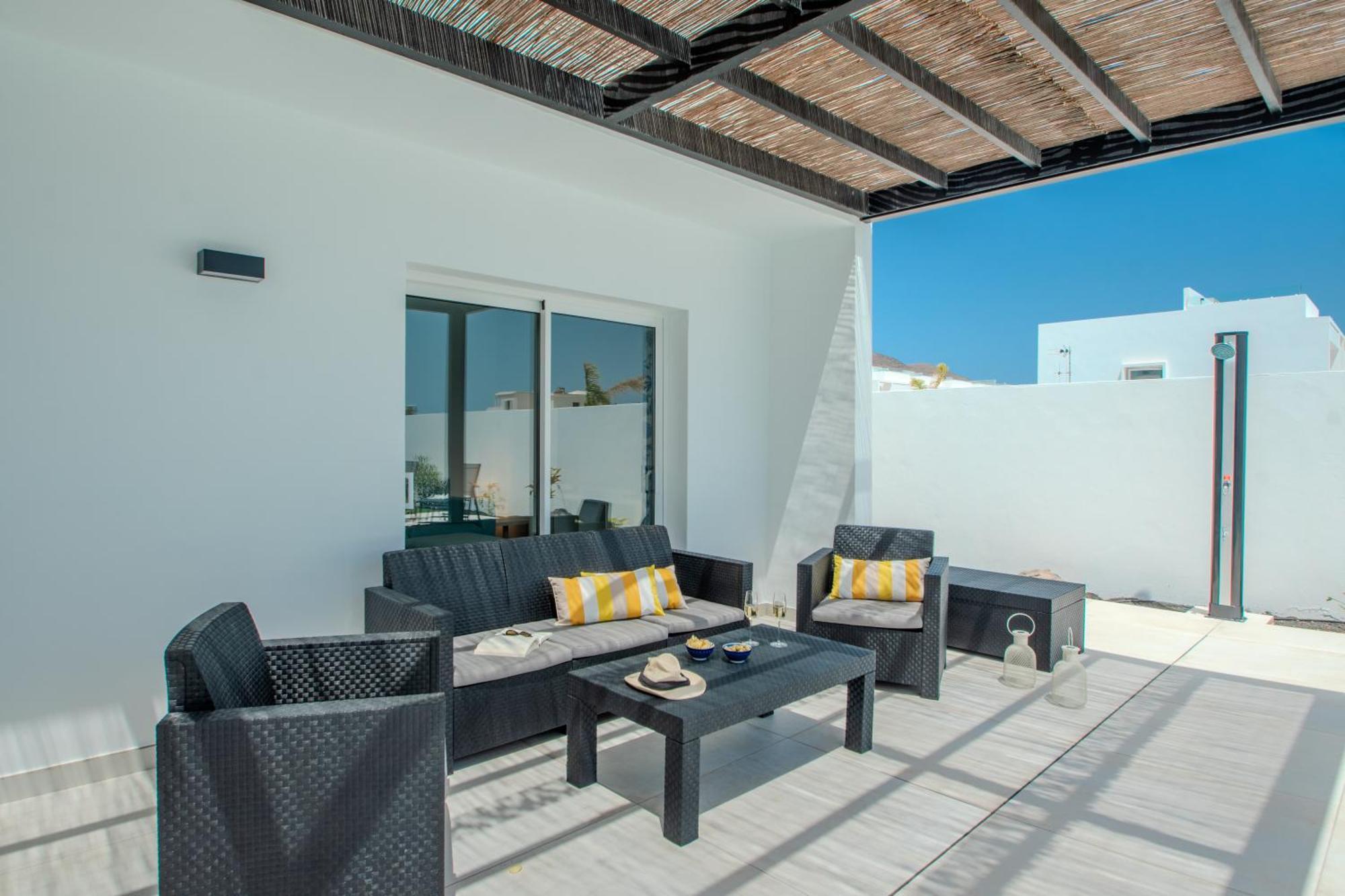 Serena Villa 38 - Heated Pool, Sea Views, Ac, High Speed Internet Playa Blanca  Exterior photo
